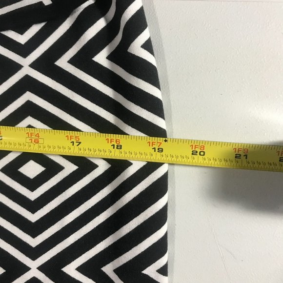 Worthington Women's Size 6 Small Black & Whit Dress Peplum Style Striped Diamond - Picture 13 of 14